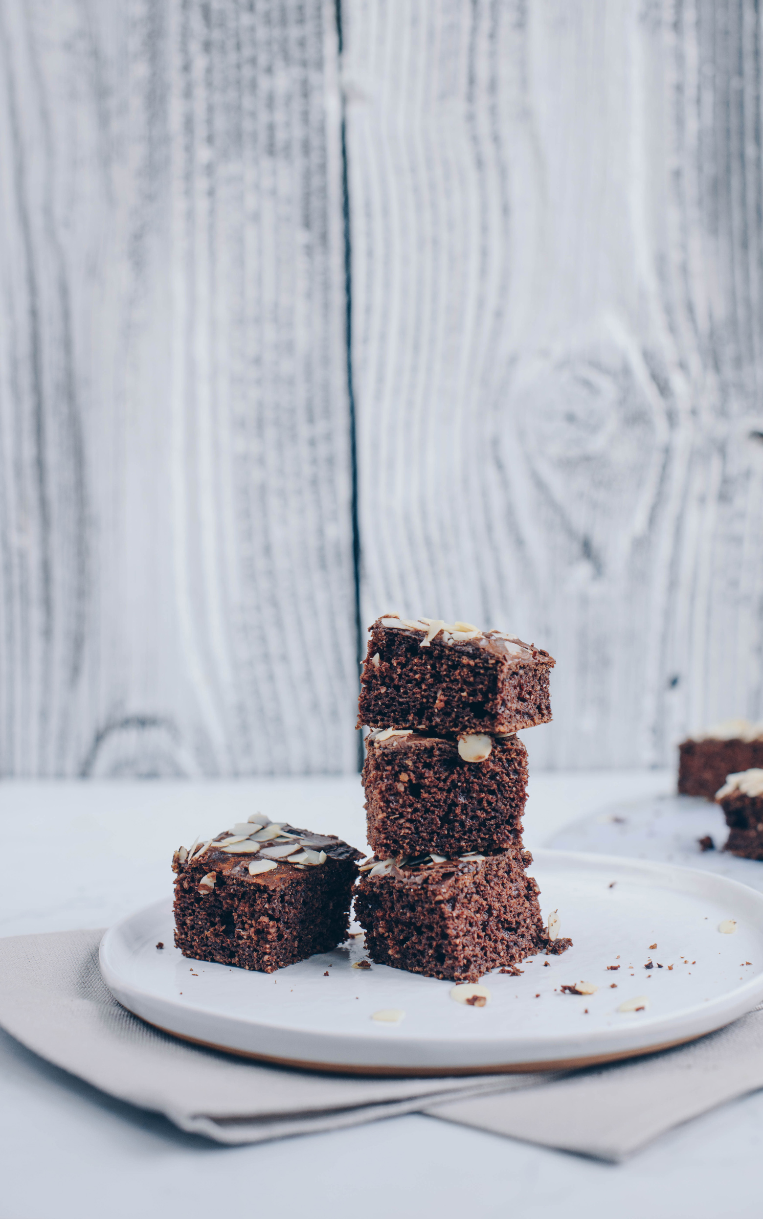 Read more about the article Gesunde Brownies mit Apfelmus