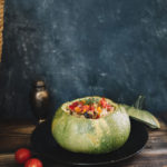 Gefüllte runde Zucchini mit Hirse und Rind