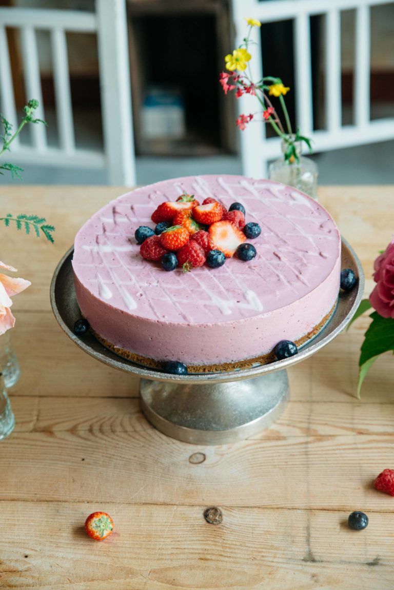 Beeren-Joghurttorte mit Einkorn-Biskuit | Summermemories 01 - Das Mundwerk