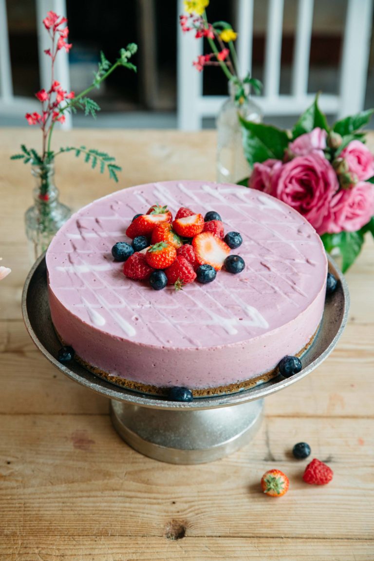 Beeren-Joghurttorte mit Einkorn-Biskuit | Summermemories 01 - Das Mundwerk