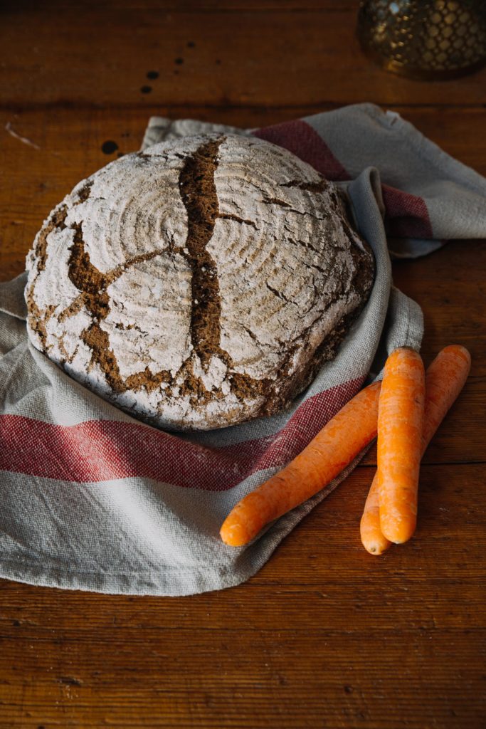 saftiges Vollkorn-Karottenbrot - Das Mundwerk