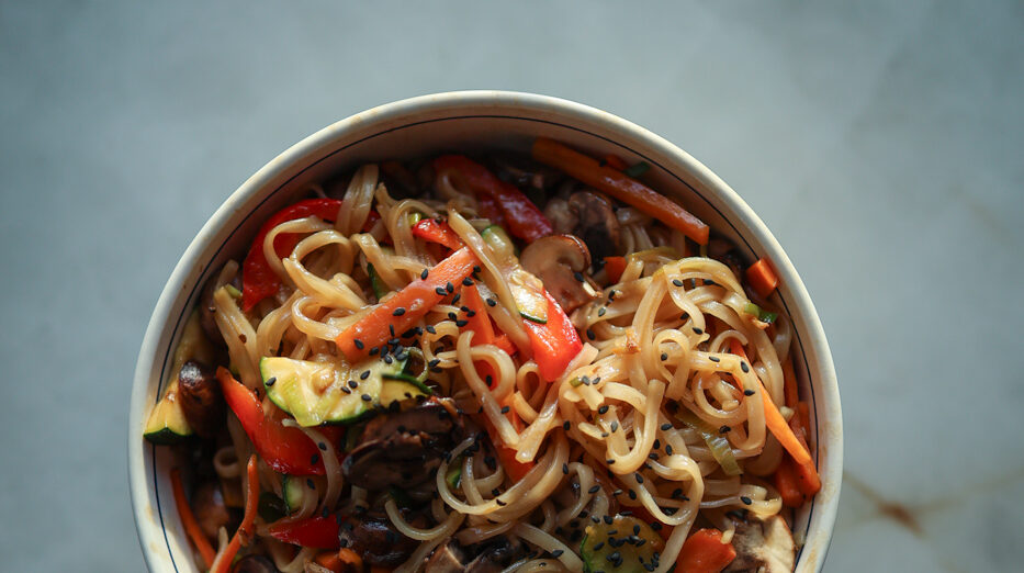 Read more about the article asiatischer Reisnudelsalat