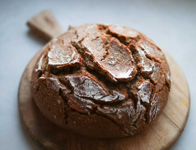 Read more about the article 100% Roggen-Sauerteigbrot